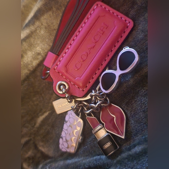 Authentic Coach Keychain - Picture 4 of 5